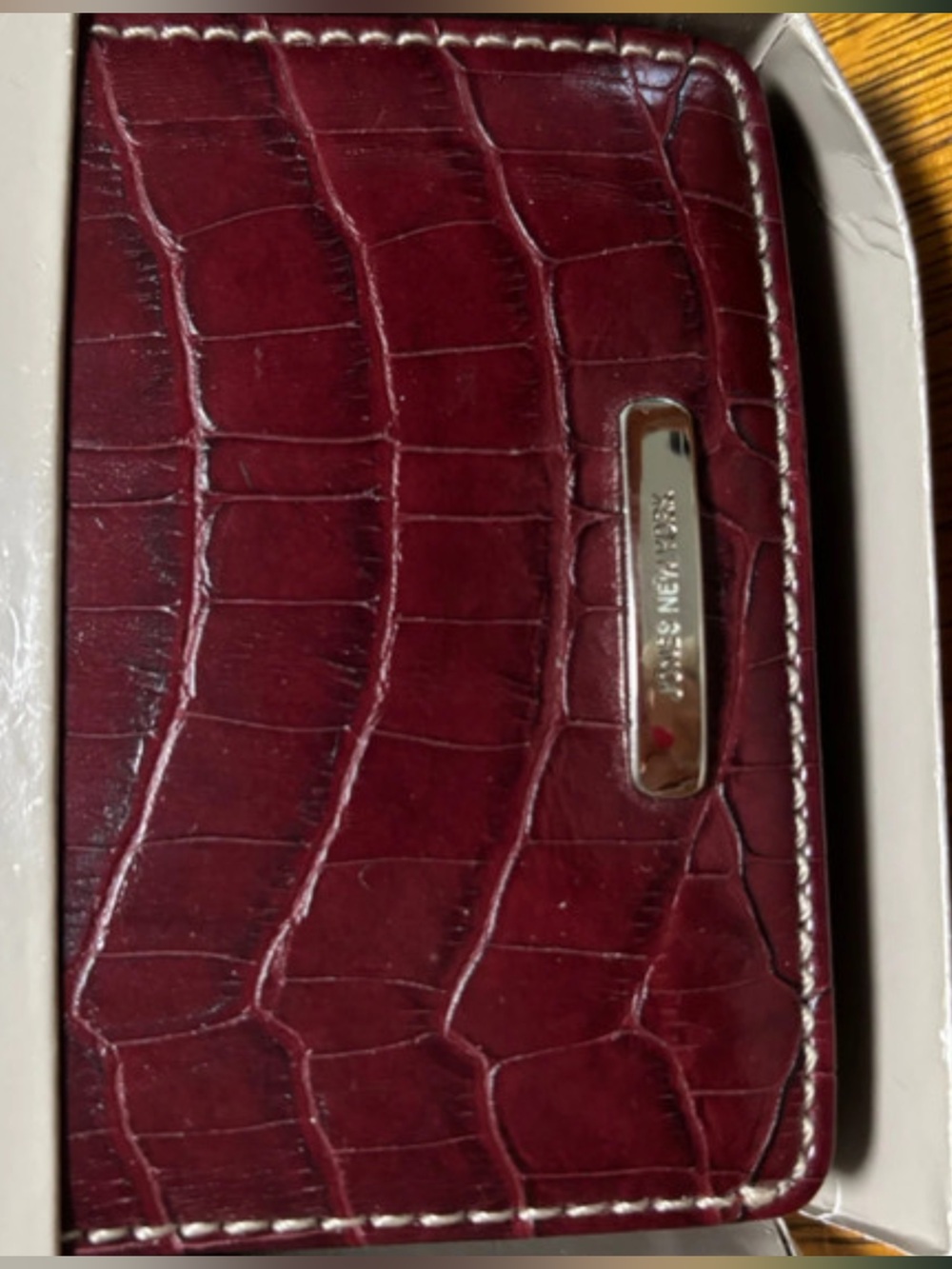 “New In Box”. “Jones New York”. Women’s Leather Wallet.  Burgundy (4 1/4” X 5”)
